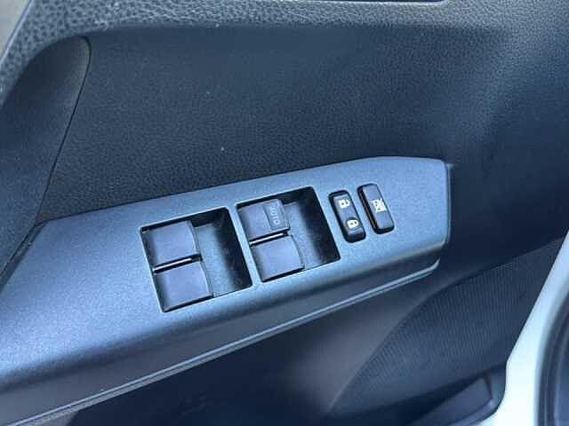 Toyota RAV4 2.5 Hybrid 2WD Lounge