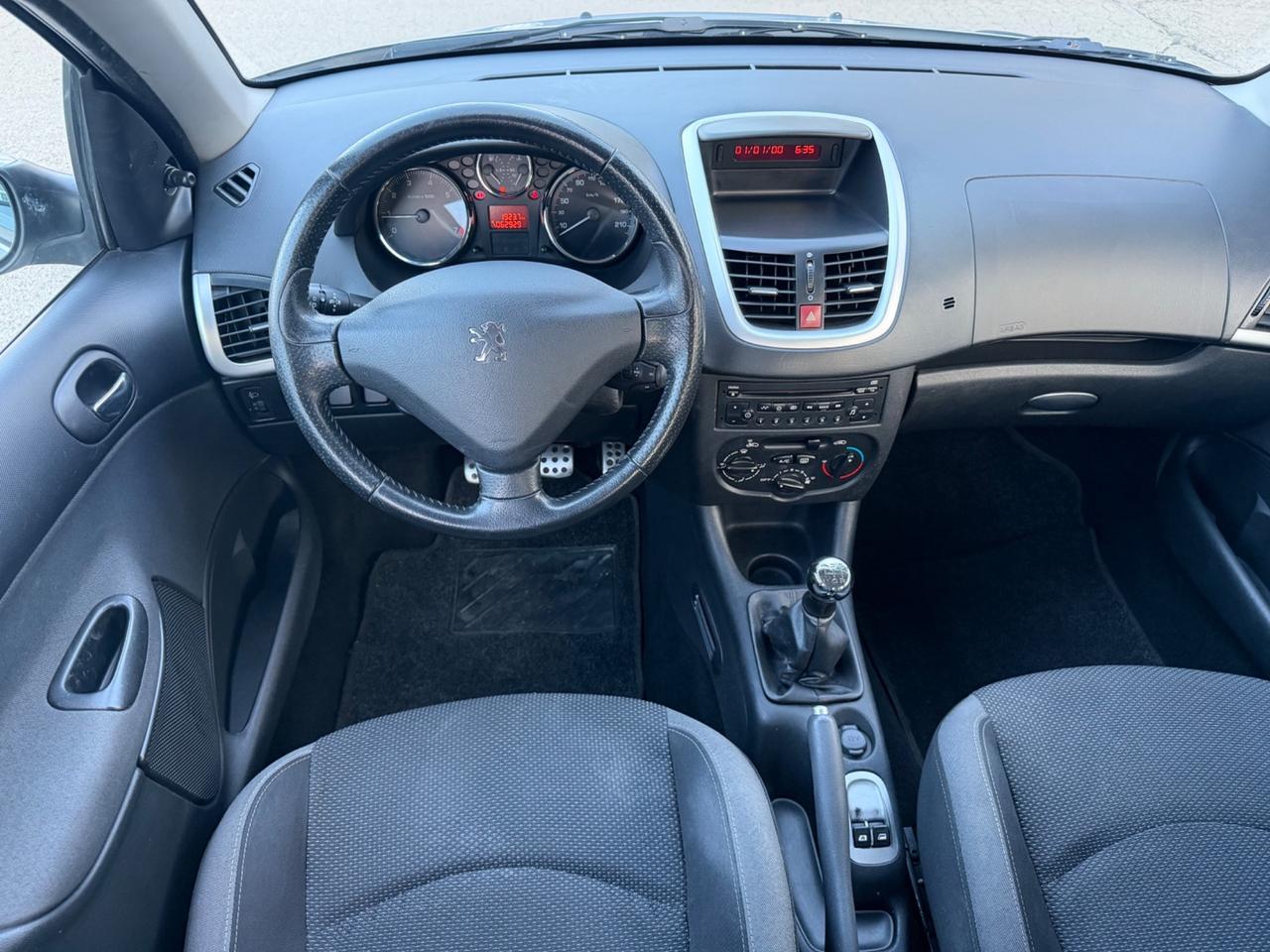 Peugeot 206 Plus 1.1 benzina 60 cv 2011