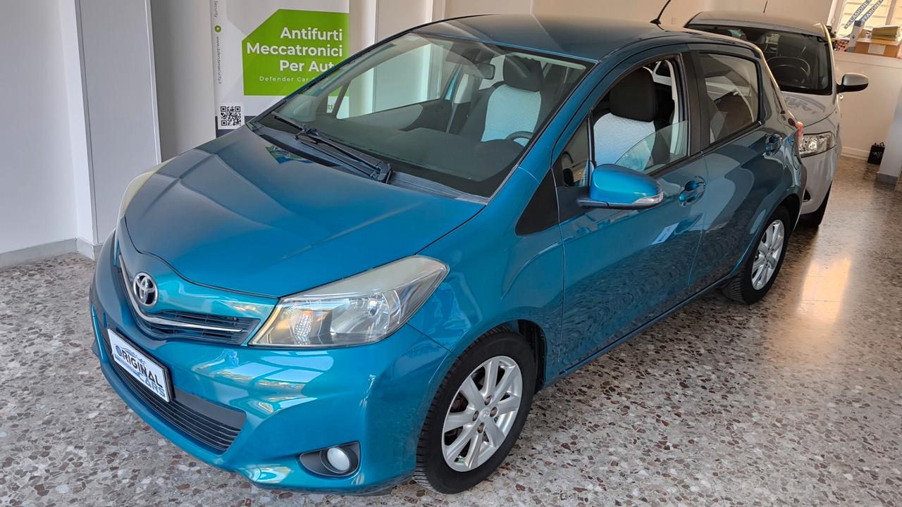 Toyota Yaris 1.4 D-4D 5 porte Lounge