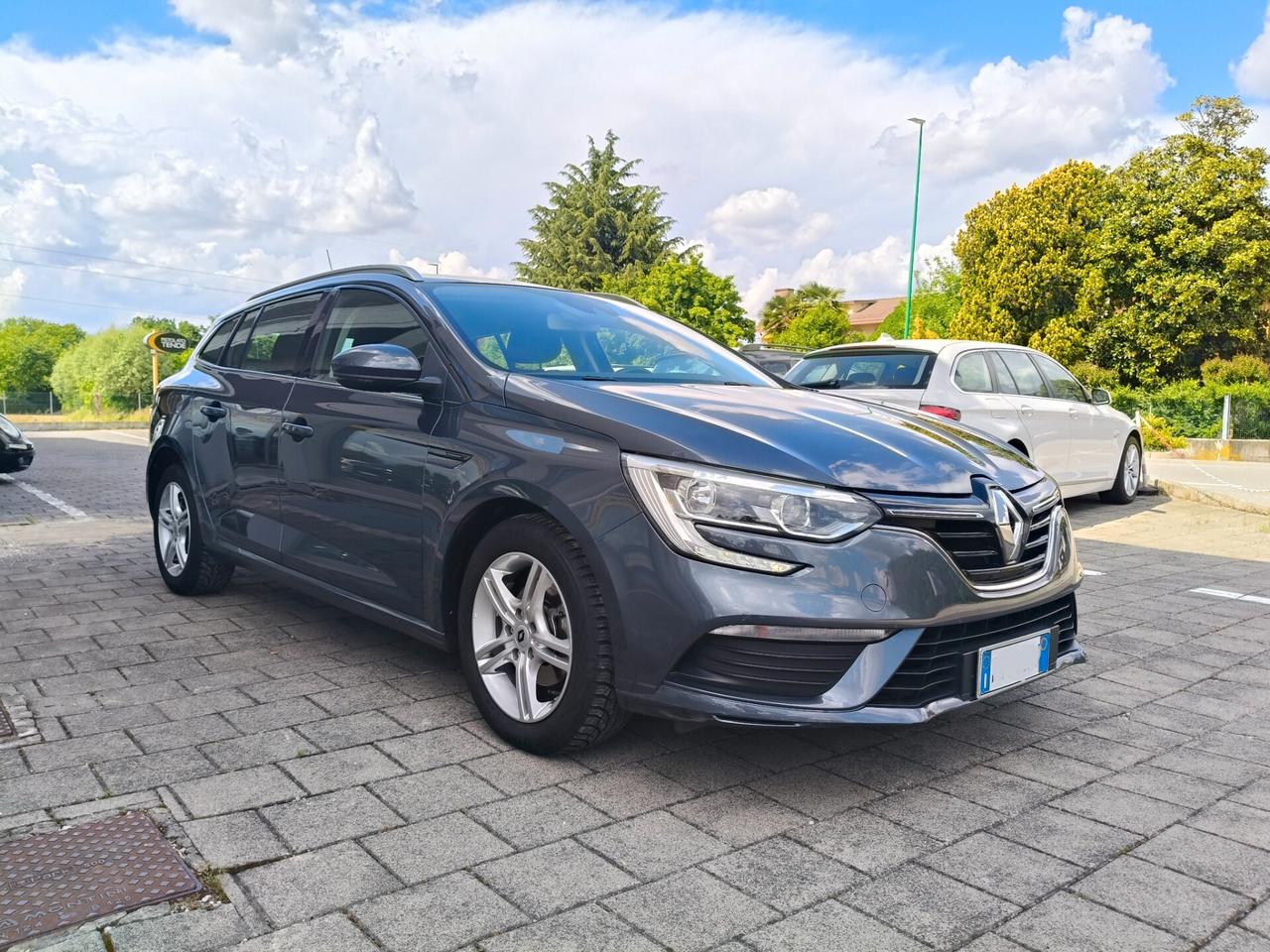 Renault Megane Mégane Sporter Blue dCi 115 CV Duel