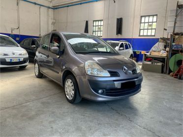 Renault Modus Grand Modus 1.2 benzina automatica grandinata