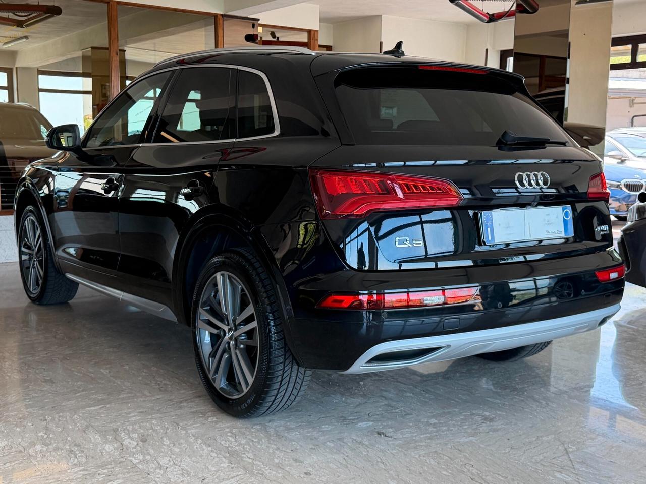 Audi Q5 Quattro 2.0 TDI 190 cv. S Tronic BUSINESS SPORT