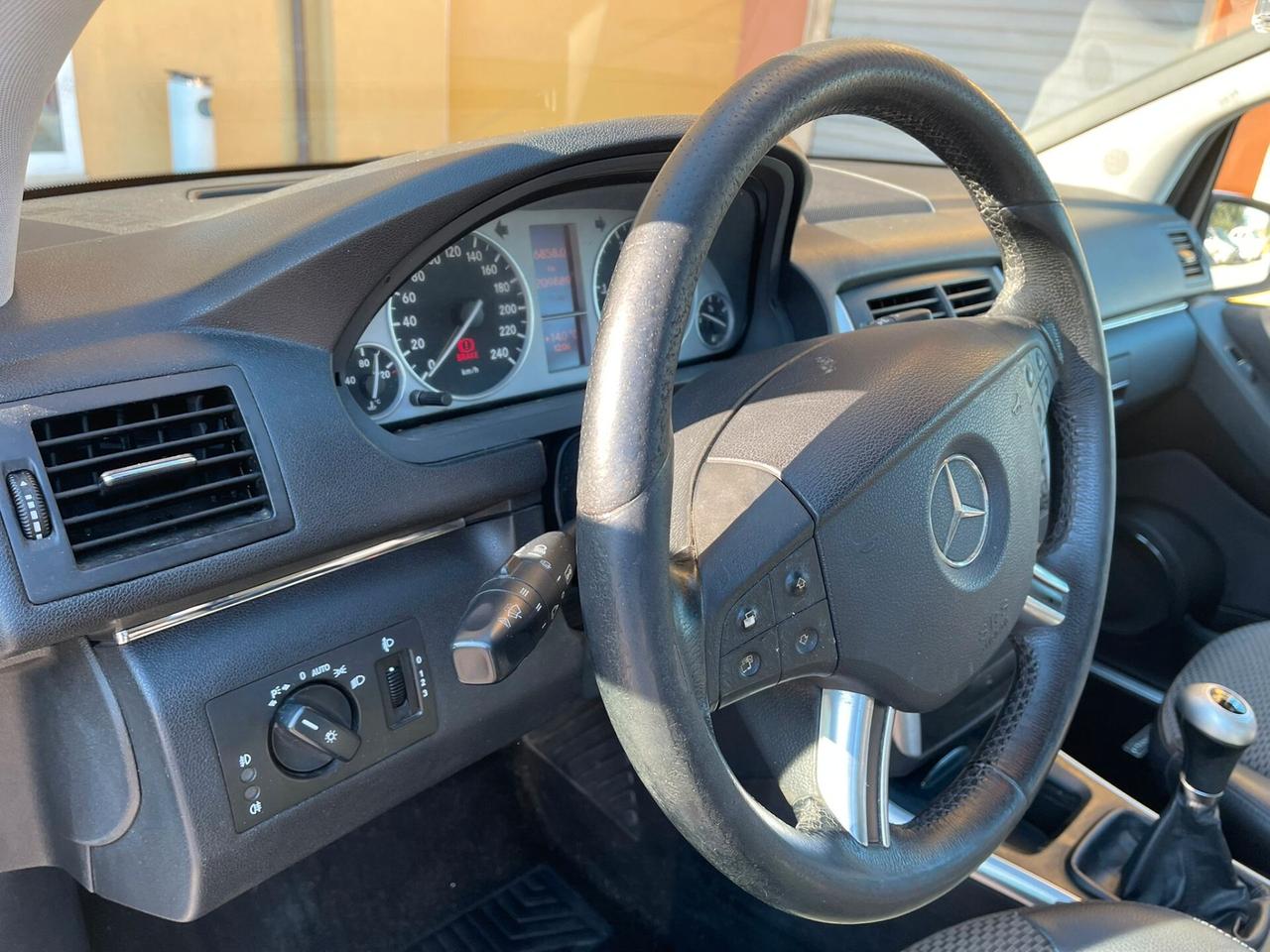 Mercedes-benz B 200 180 CDI Executive