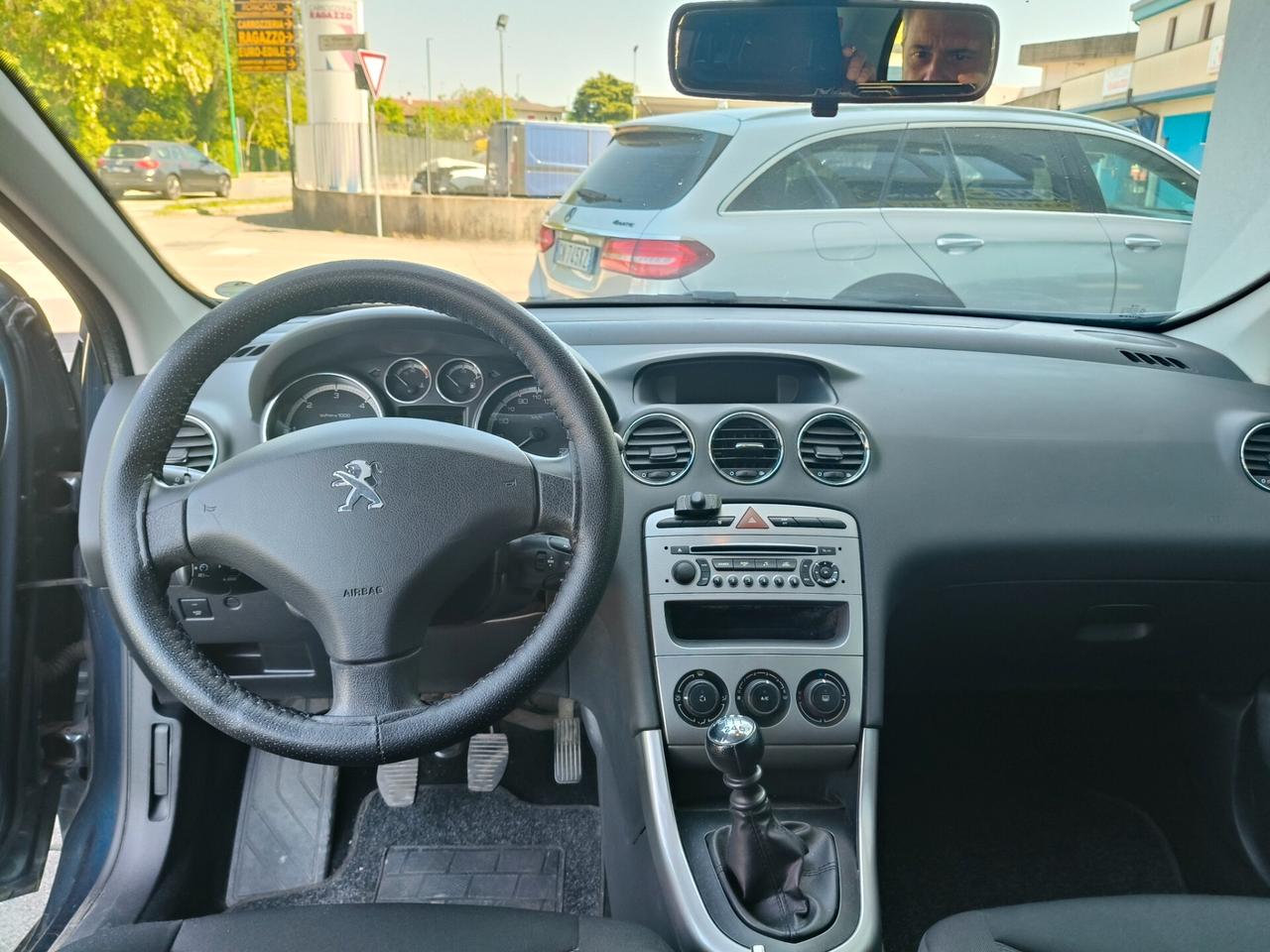 Peugeot 308 1.6 8V e-HDi 112CV Stop&Start SW Access