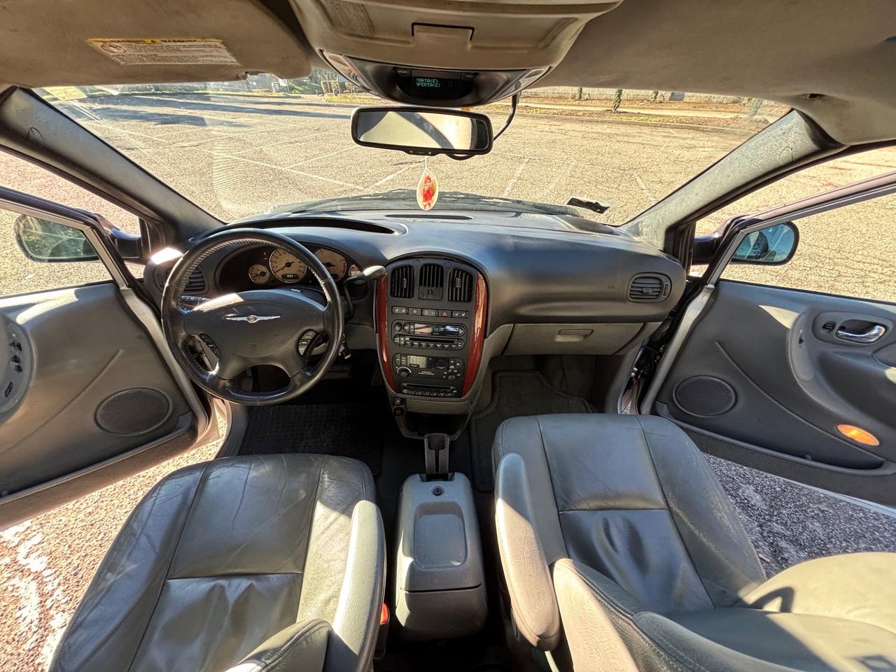 Chrysler Voyager Grand 2.8 CRD cat Limited Auto