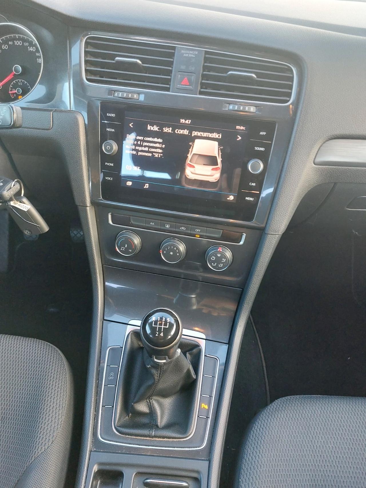 Volkswagen Golf Variant 1.6 TDI 115 CV DSG Business BlueMotion Tech.