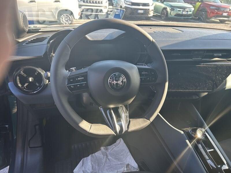 Alfa Romeo Junior 1.2 136 CV Hybrid eDCT6