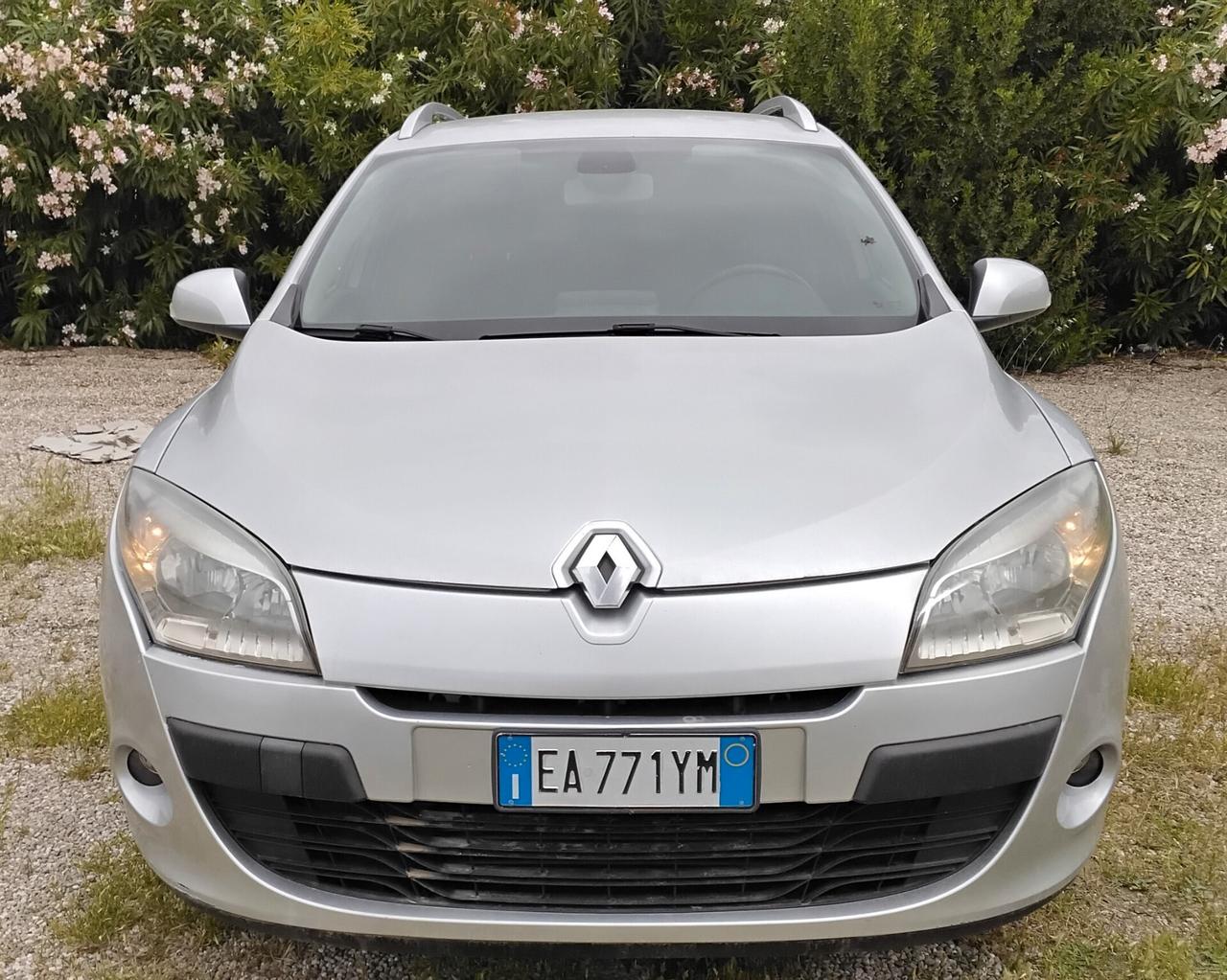 Renault Megane Mégane 1.5 dCi 110CV SporTour Confort