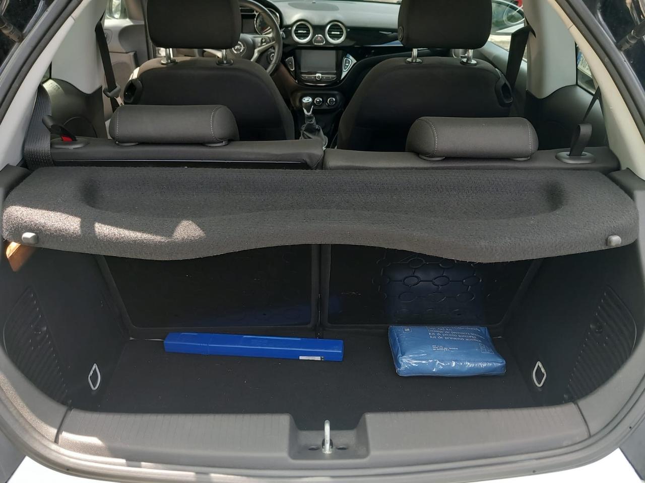 Opel Adam 1.2 70 CV Glam