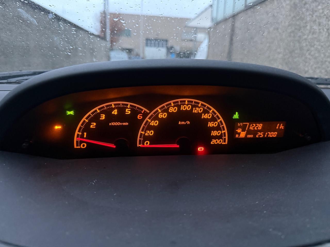 Toyota Yaris 1.4 D-4D DPF diesel solo export