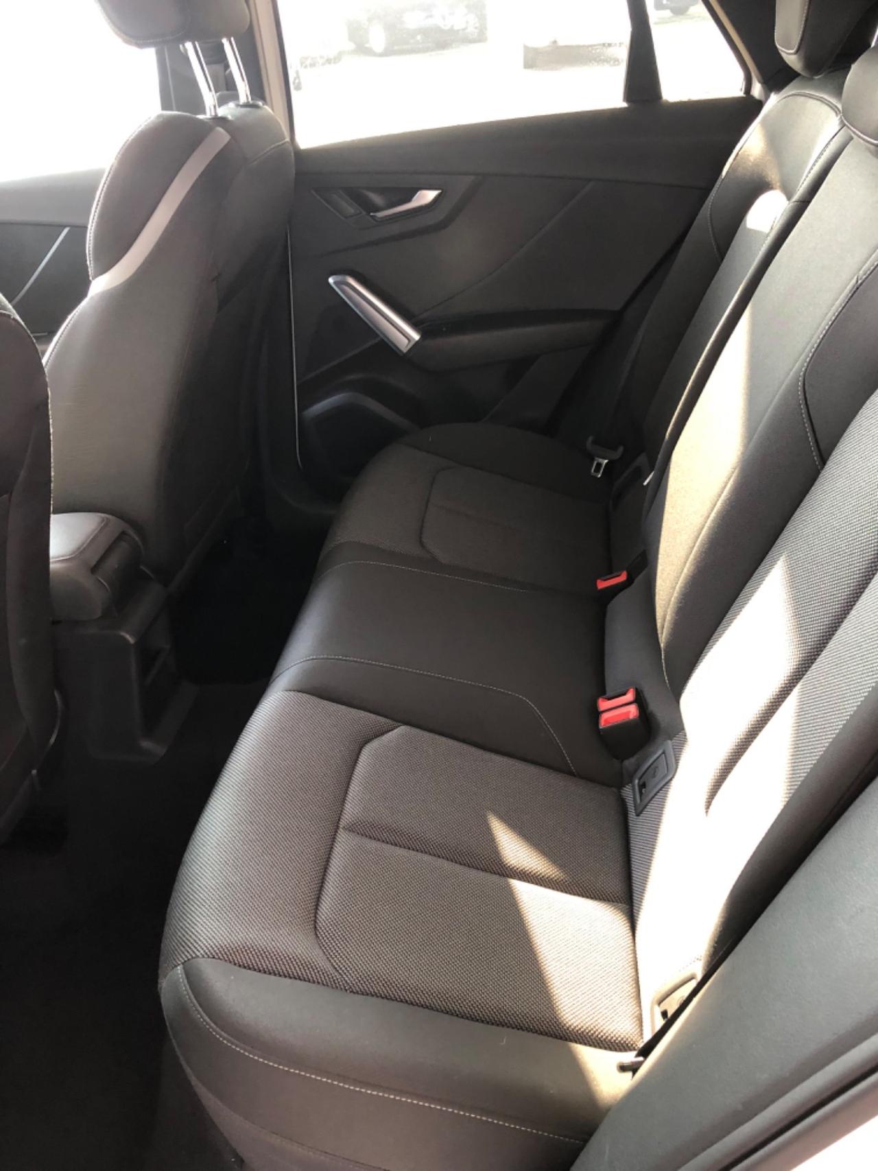 Audi Q2 1.6 TDI Design full optional tetto apribile