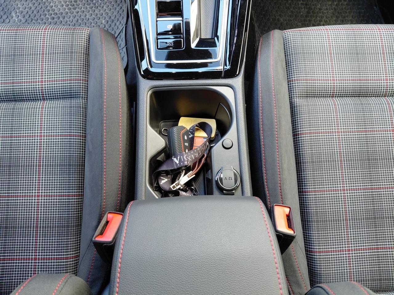 Volkswagen Golf 2.0 tsi DSg 265 Cv TSI GTI #10384