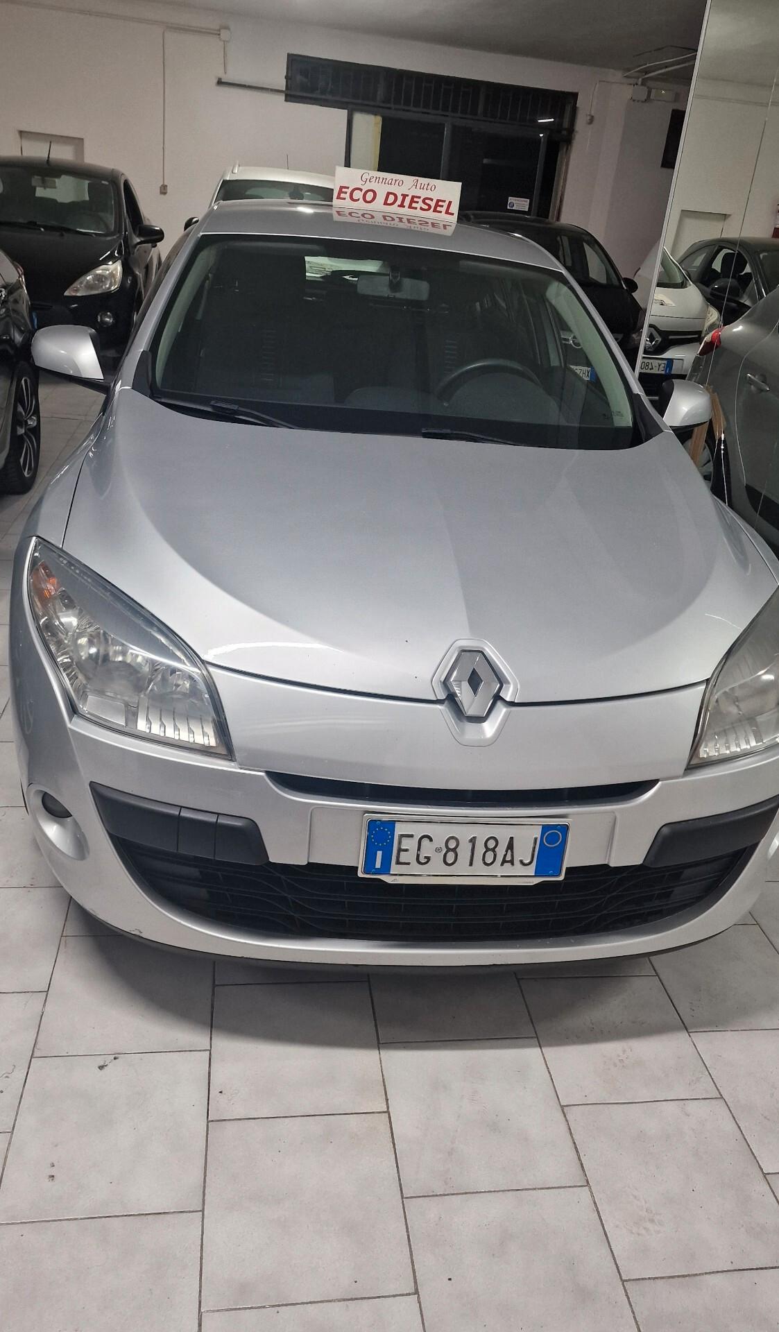 Renault Megane berlina 1.5 dCi 90CV neo patentati