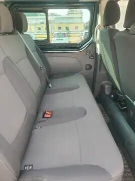 Renault Trafic 9 posti