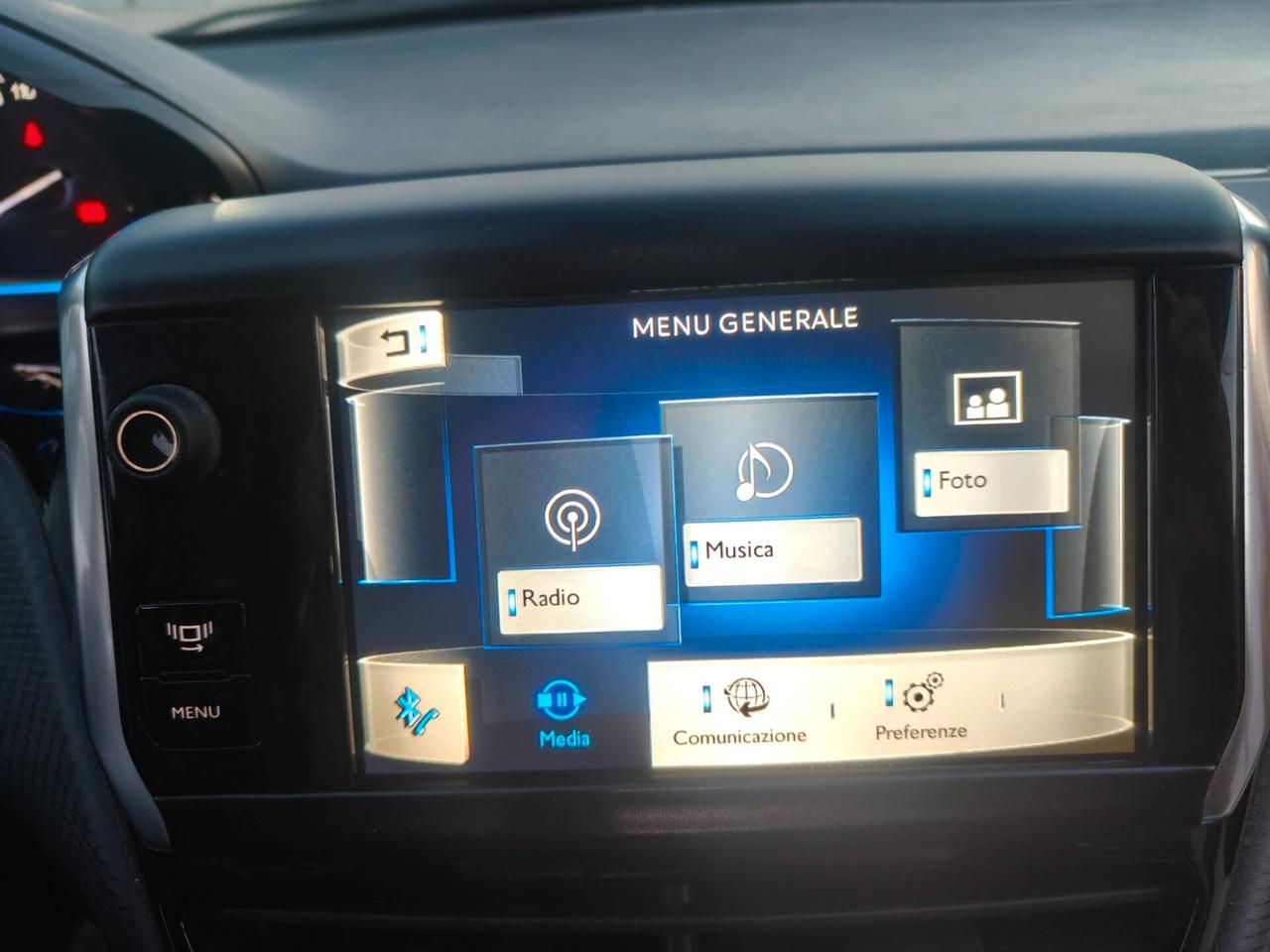 Peugeot 2008 1.6 e-HDi 115 CV Stop&Start Allure