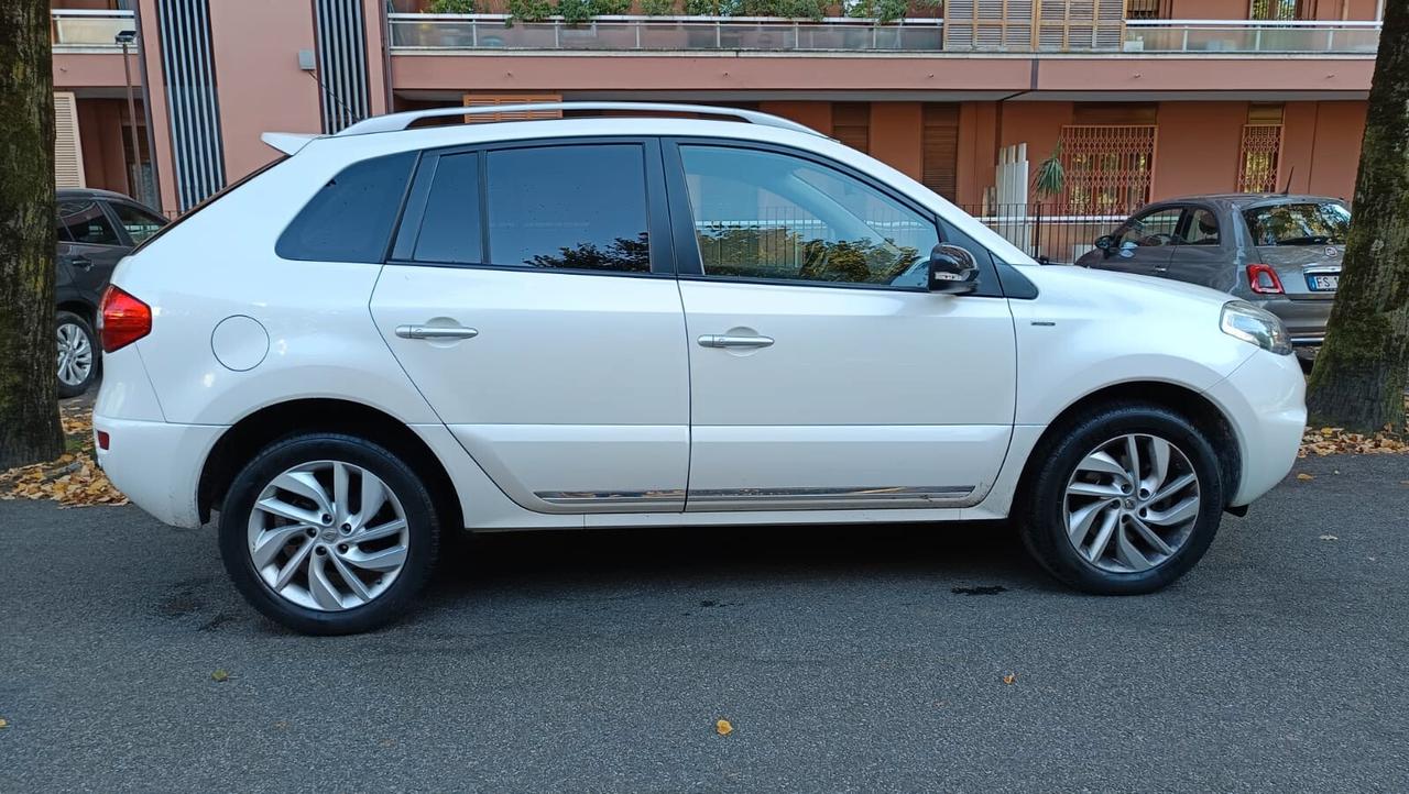 Renault Koleos 2.0 DIESEL CAMBIO AUTOMATICO ANNO 2015