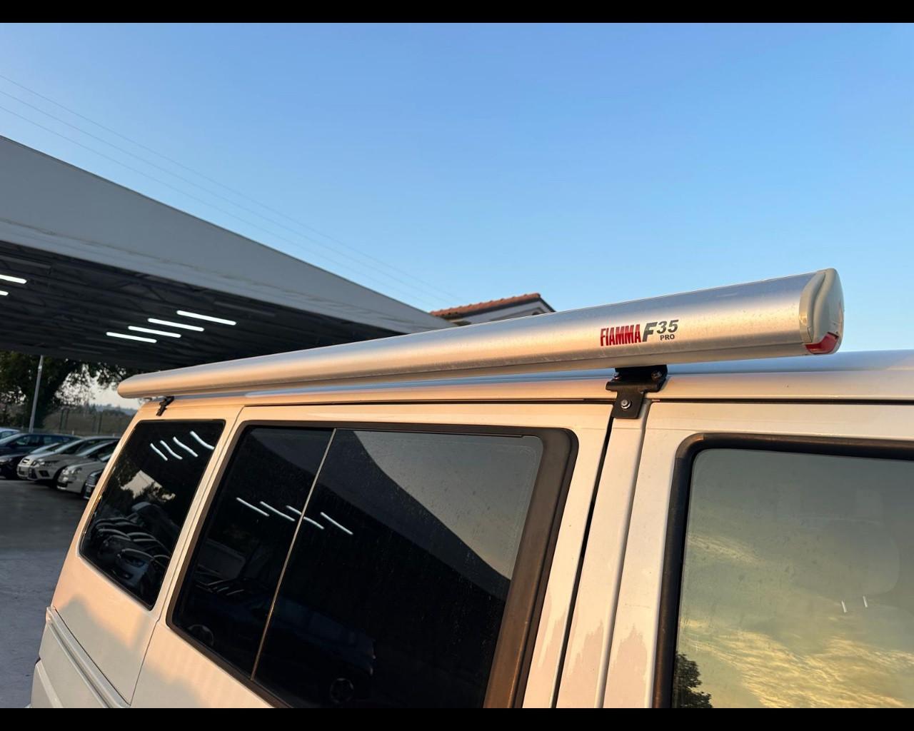 VOLKSWAGEN Transporter 4ª s. - Transp. 2.5 TDI/150CV cat Multivan