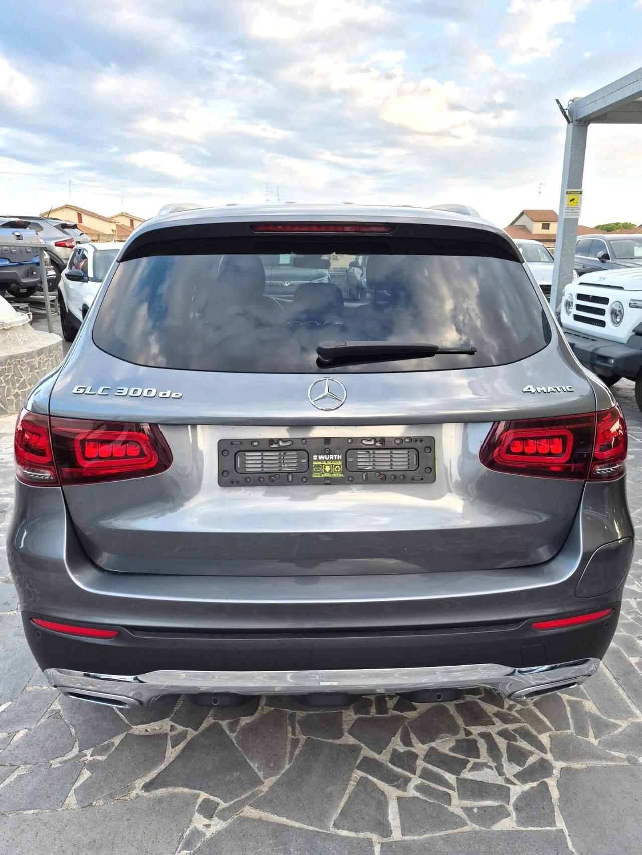 Mercedes-benz GLC 300 de 4Matic Plug-in hybrid Sport