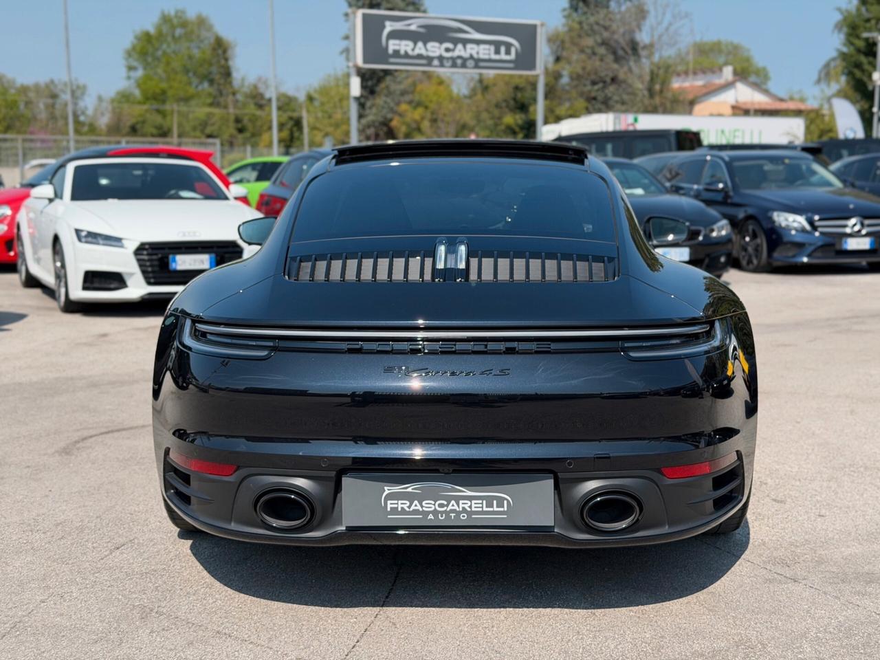 Porsche 911 Carrera 4S/tetto/scarico/led/pelle/full