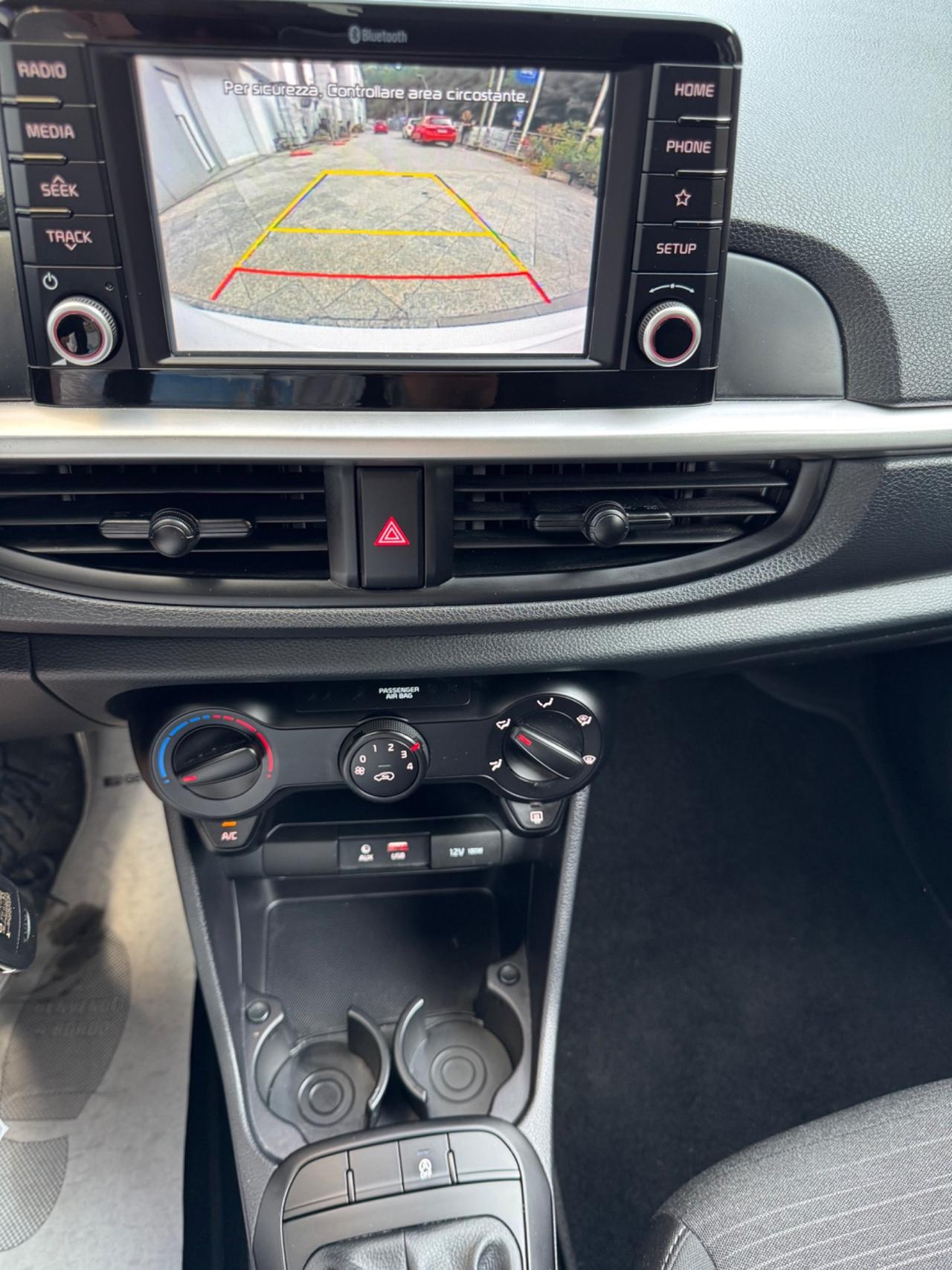 KIA PICANTO 1.0 NEOPATENTATI