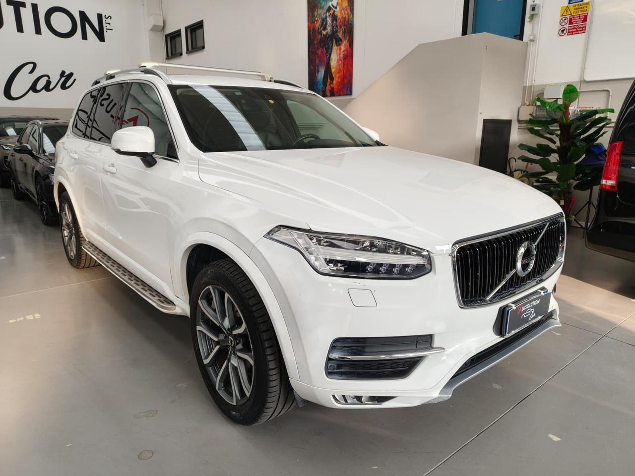 Volvo XC90 D5 AWD Geartronic 7 posti Momentum