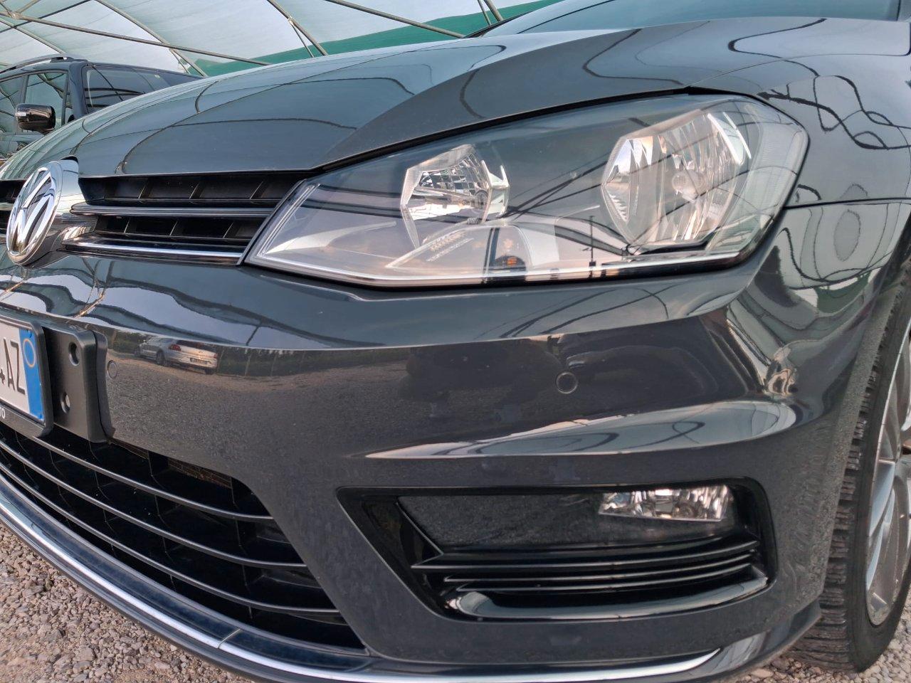 Volkswagen Golf 5 Porte 1.6 tdi (btdi) R-Line Highline 110cv