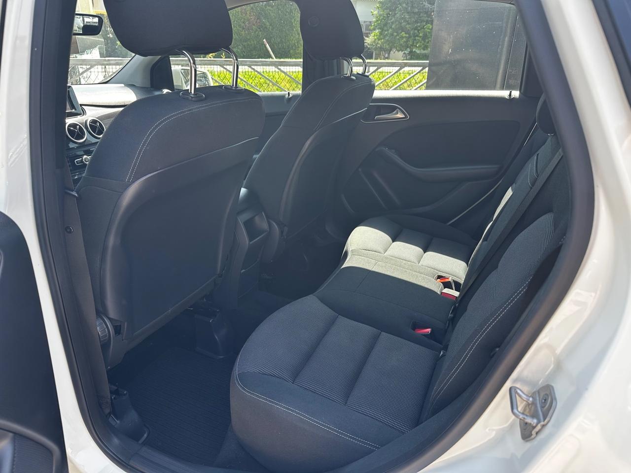 Mercedes-benz B 180 CDI BlueEFFICIENCY Premium