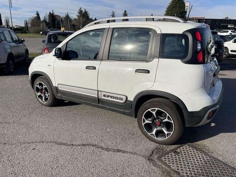 FIAT Panda Cross 1.0 FireFly S&S Hybrid 70 CV