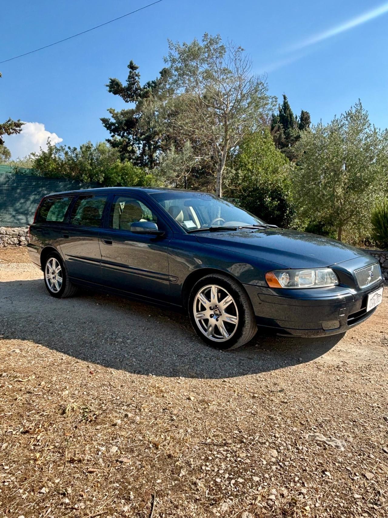 Volvo V70 2.5i turbo 20V cat T Summum