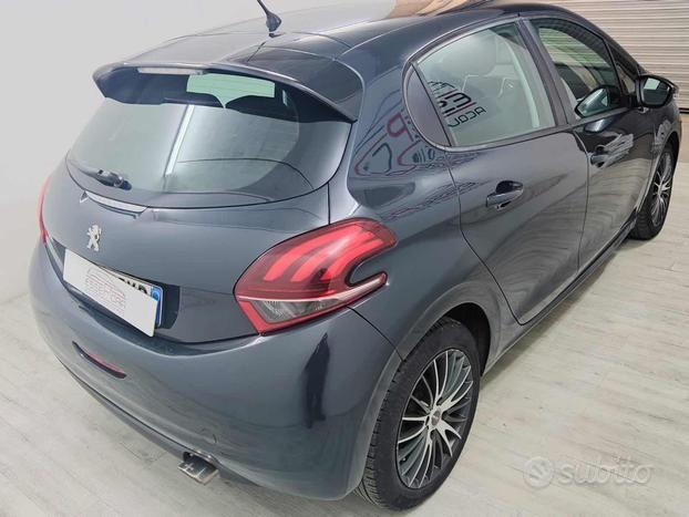 PEUGEOT 208 1° serie BlueHDi 75 5 porte Allure