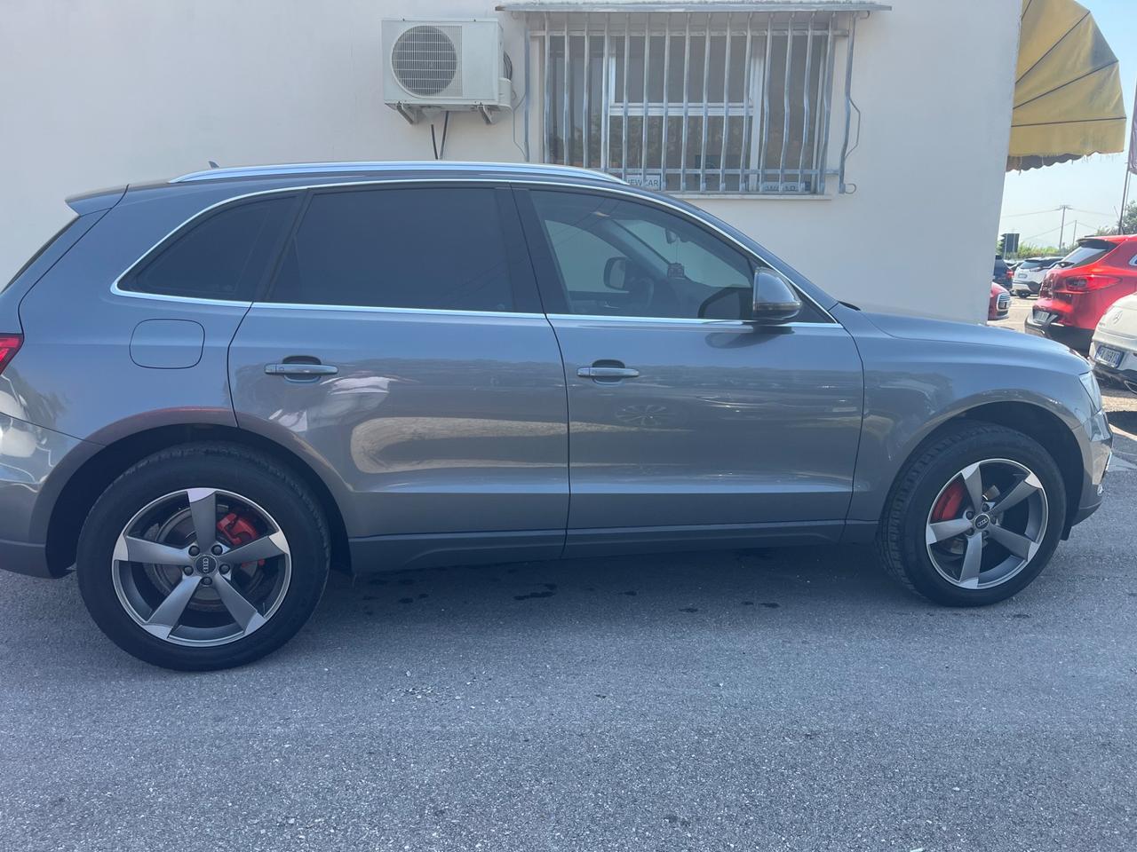 Audi Q5 2.0 TDI 177CV quattro S tronic Advanced garanzia 12 mesi