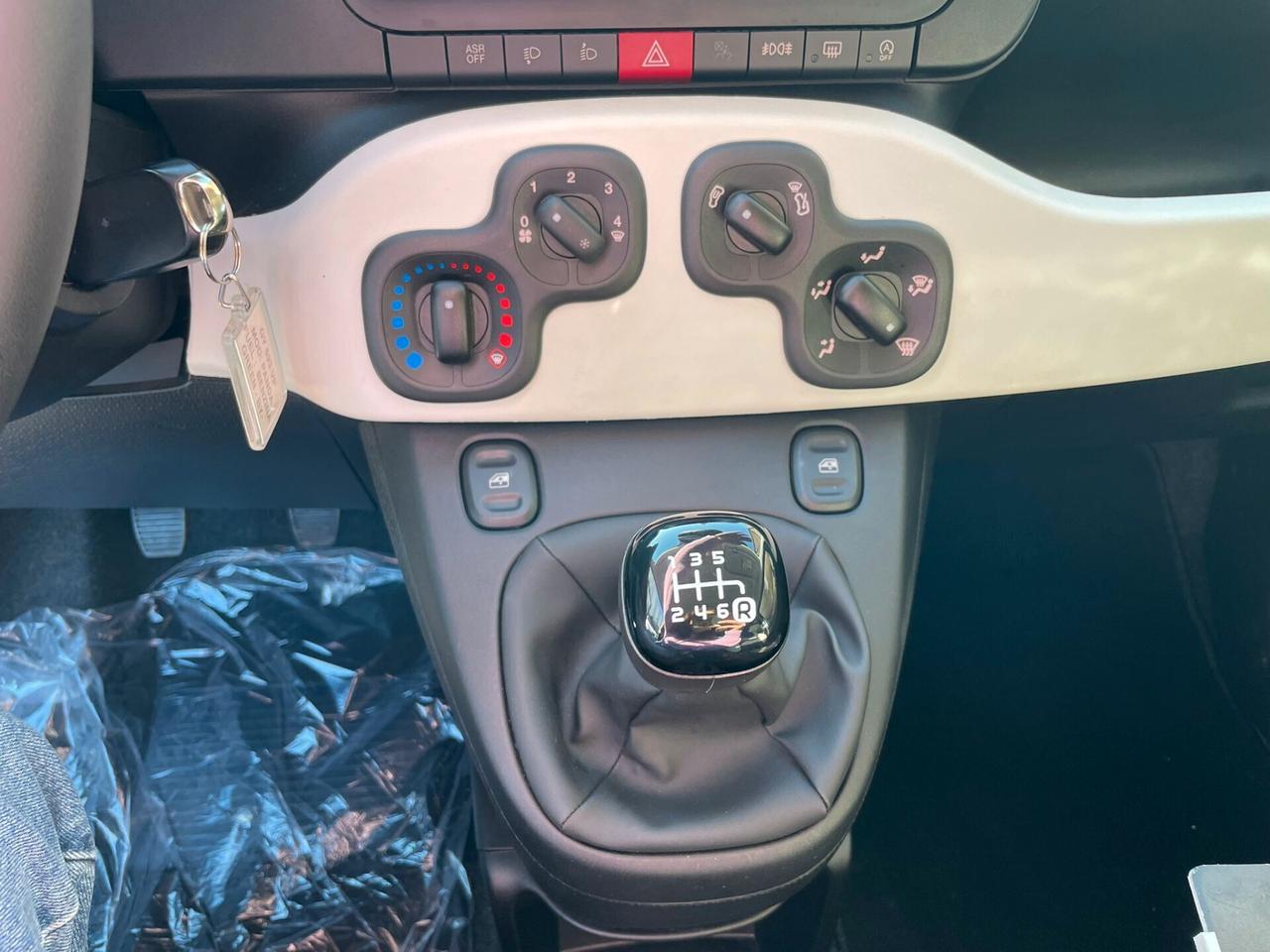 Fiat Panda Pandina CROSS 1.0 FireFly S&S Hybrid 70CV