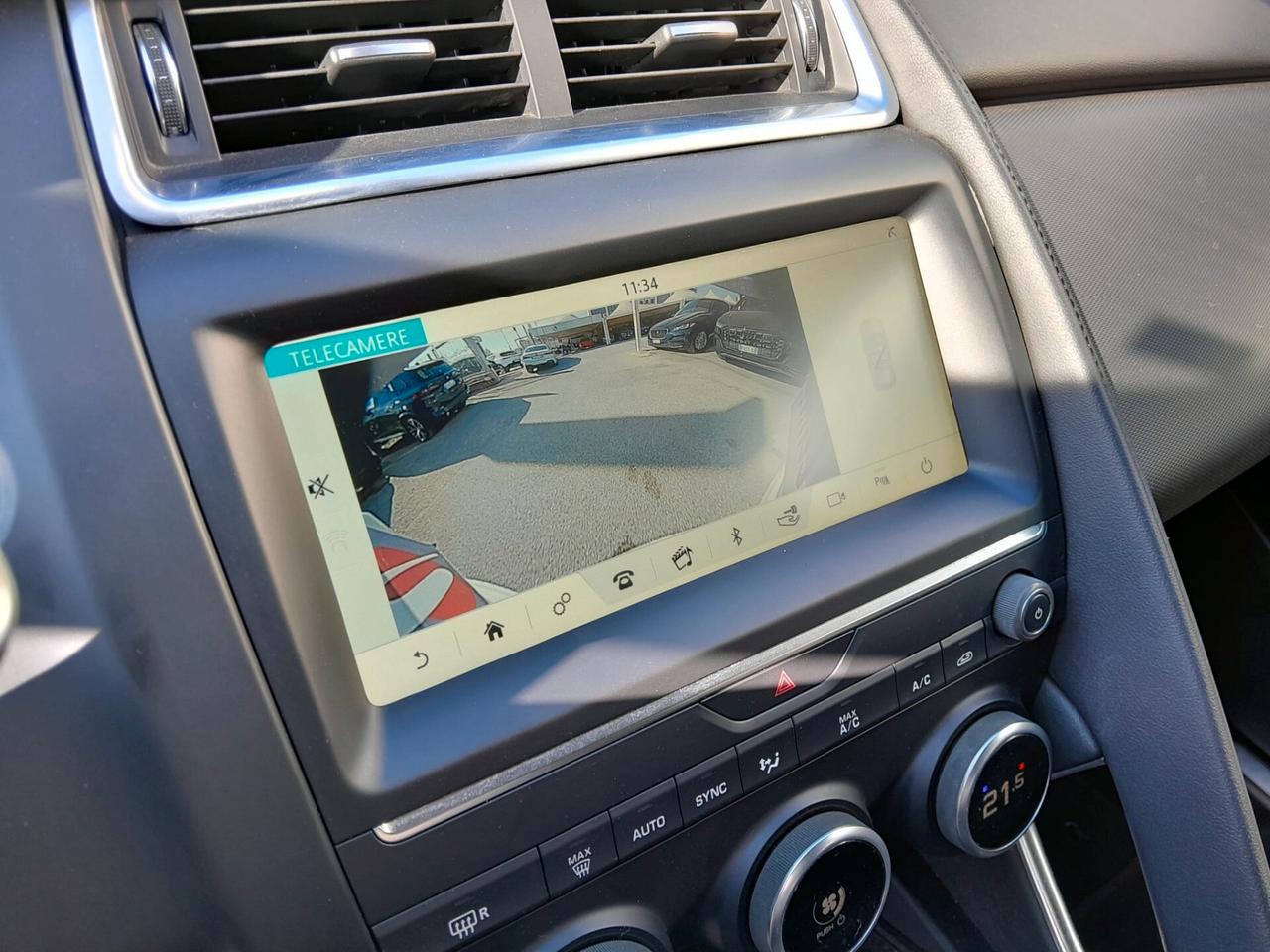 Jaguar E-Pace 2.0D 180 CV AWD R-Dynamic