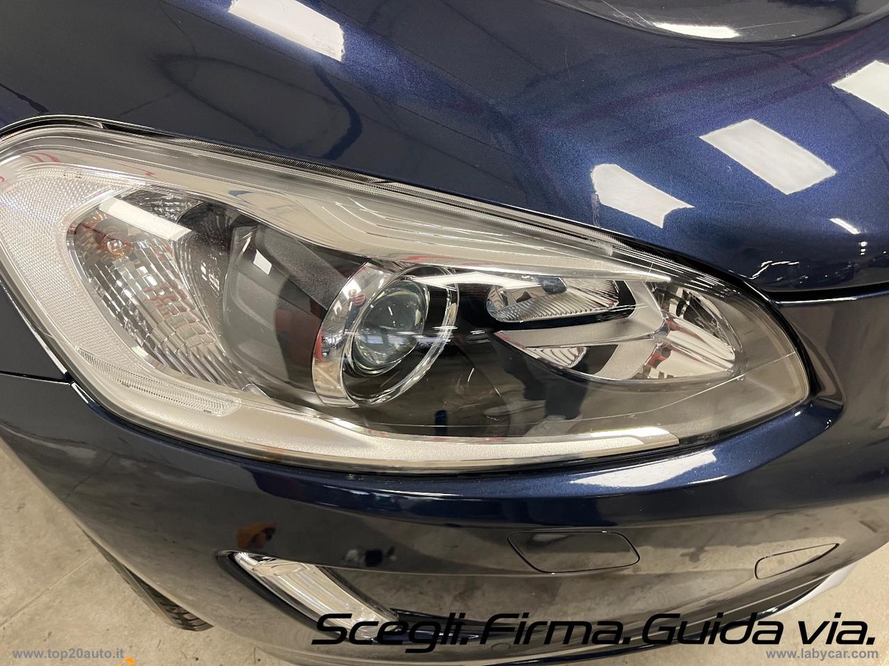 VOLVO XC60 D4 Summum|TETTO APRIBILE|PELLE|SEDILI RISC.