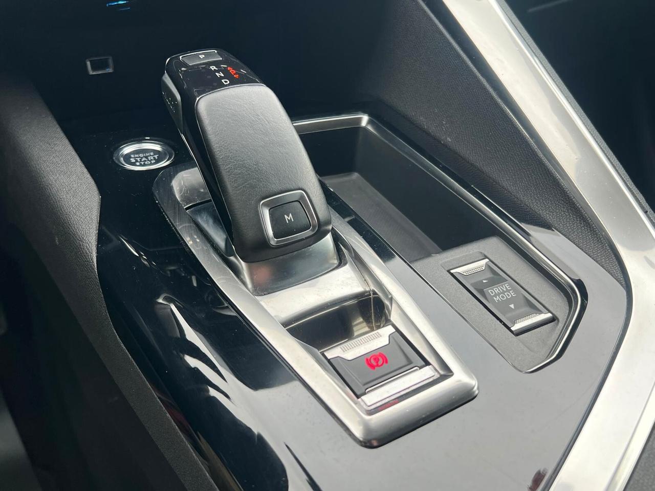 Peugeot 5008 HDi 7 posti 130 EAT8 Allure Pack