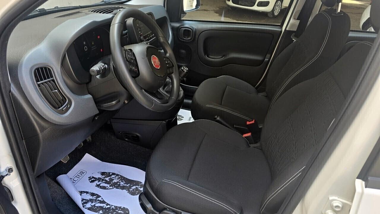 Fiat Panda 1.0 70 CV S&S Hybrid - Nuova Km Zero