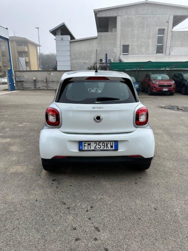 SMART ForFour 70 1.0 Passion