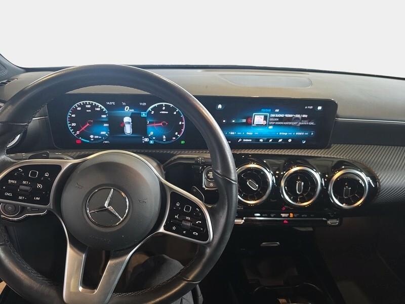 MERCEDES-BENZ CLA 200 D AUTOMATIC BUSINESS EXTRA STATION WAGON