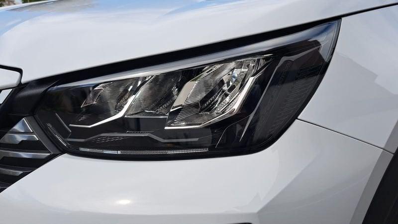 Peugeot 2008 1.2 PureTech 100 cv ALLURE