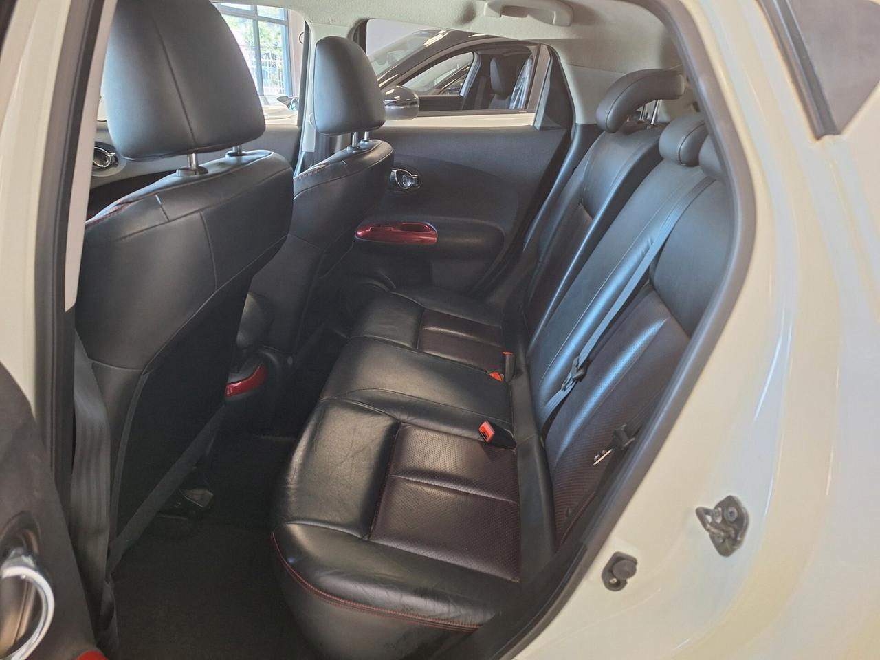 Nissan Juke 1.6 DIG-T 190 MCVT 4WD Tekna