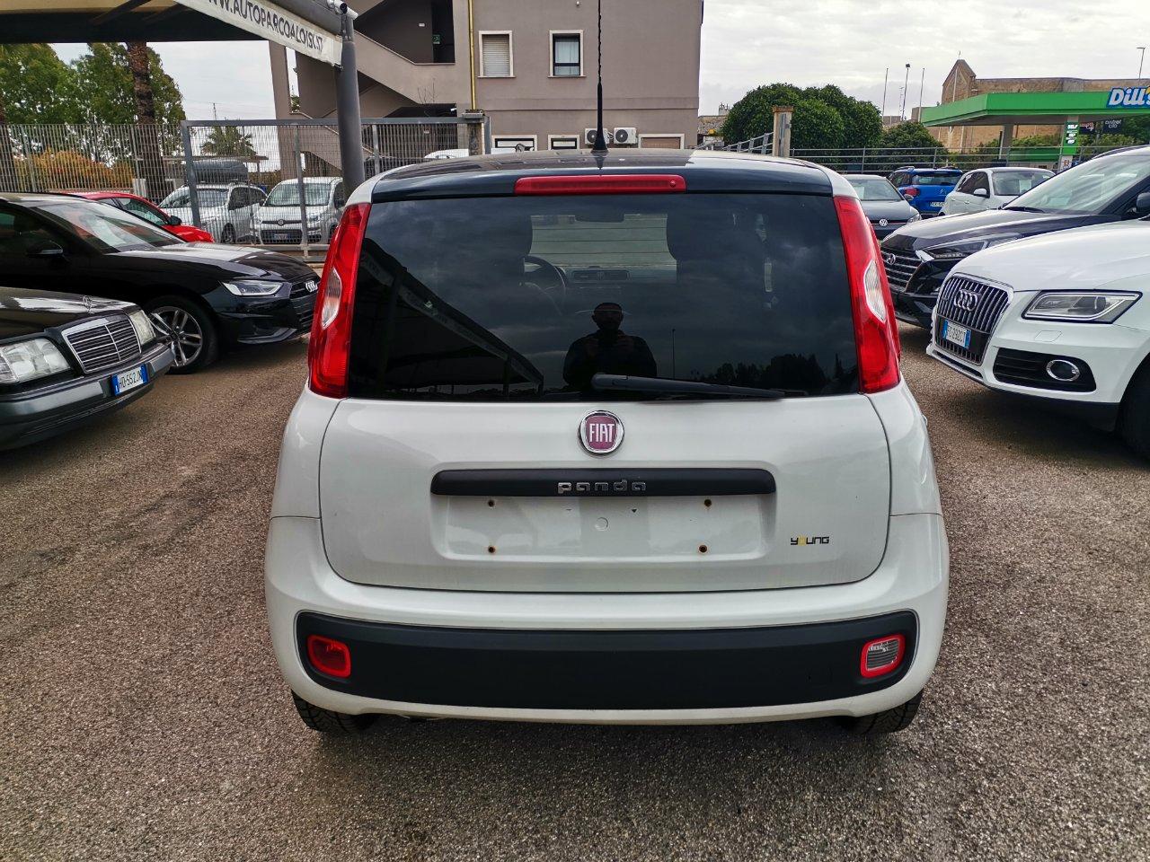 Fiat Panda 1.2 Young 69cv
