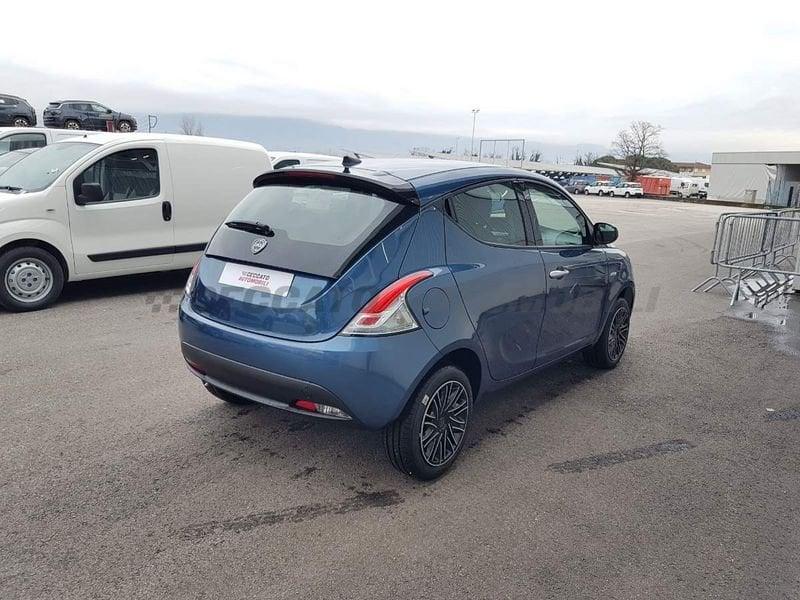 Lancia Ypsilon NEW 1.0 firefly hybrid Oro s&s 70cv