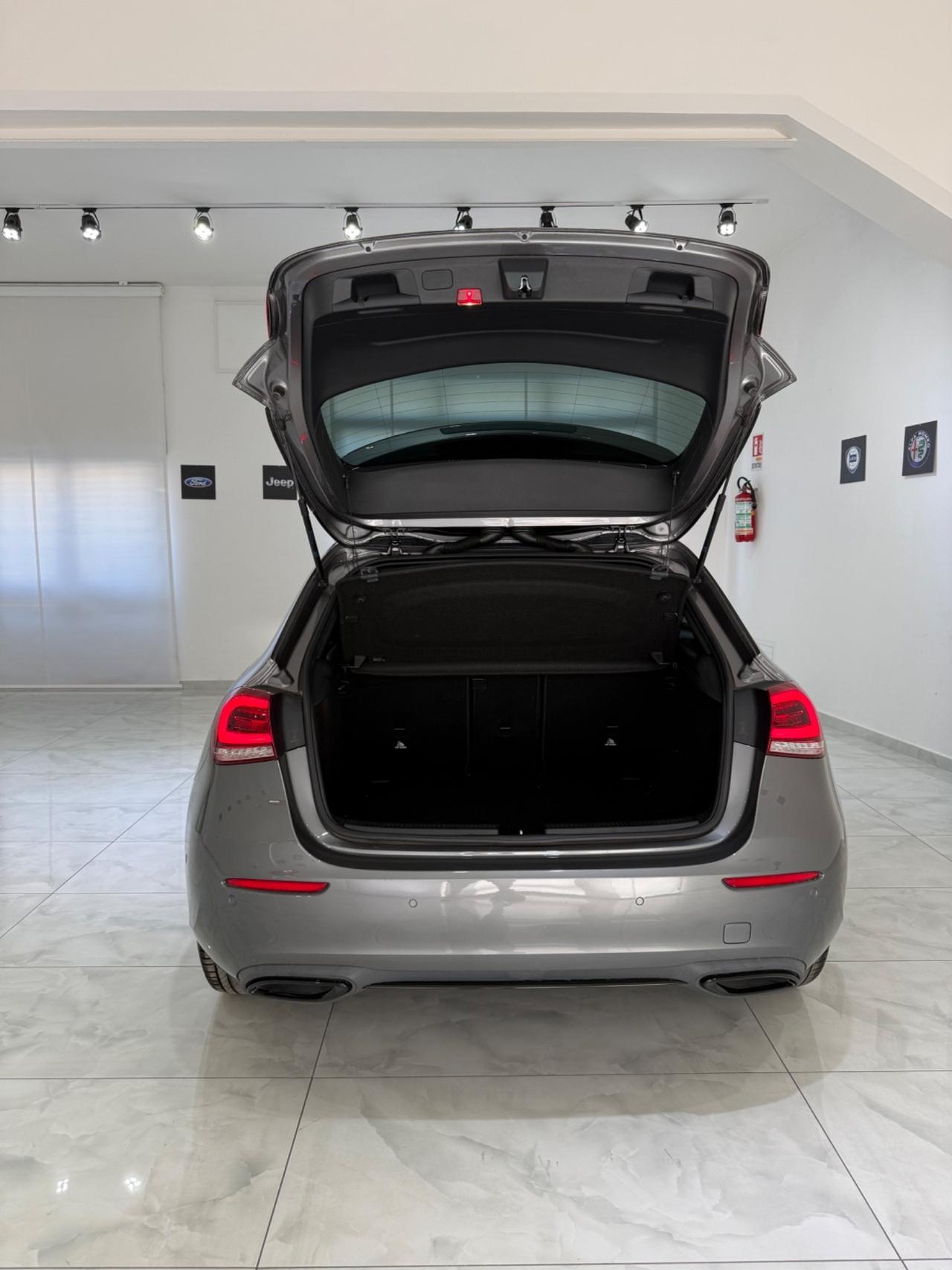 MERCEDES-BENZ A 180 D AUTOMATIC SPORT IVA ESPOSTA