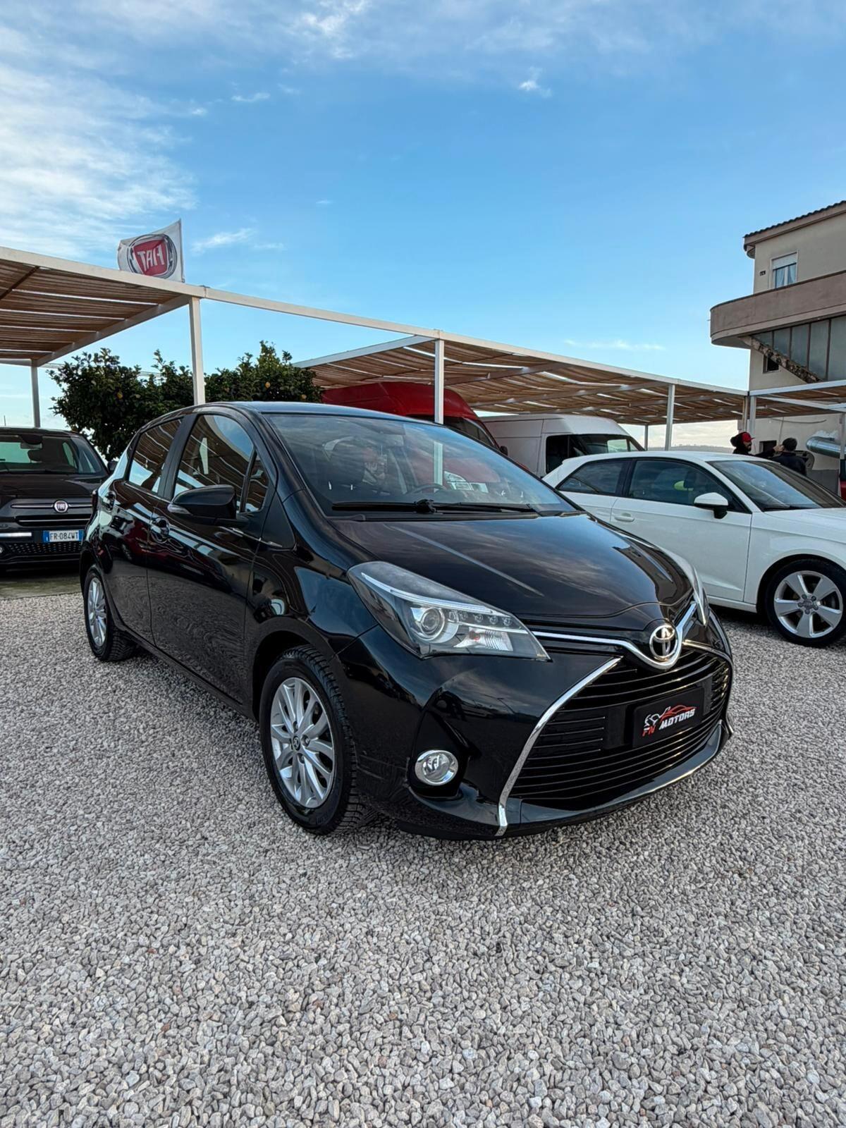 Toyota Yaris 1.3 5 porte Lounge
