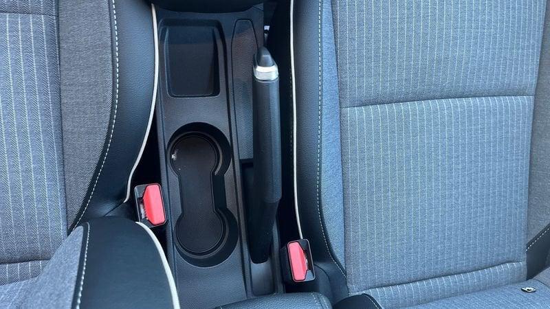 Renault Clio techno MY24 full hybrid E-Tech 145