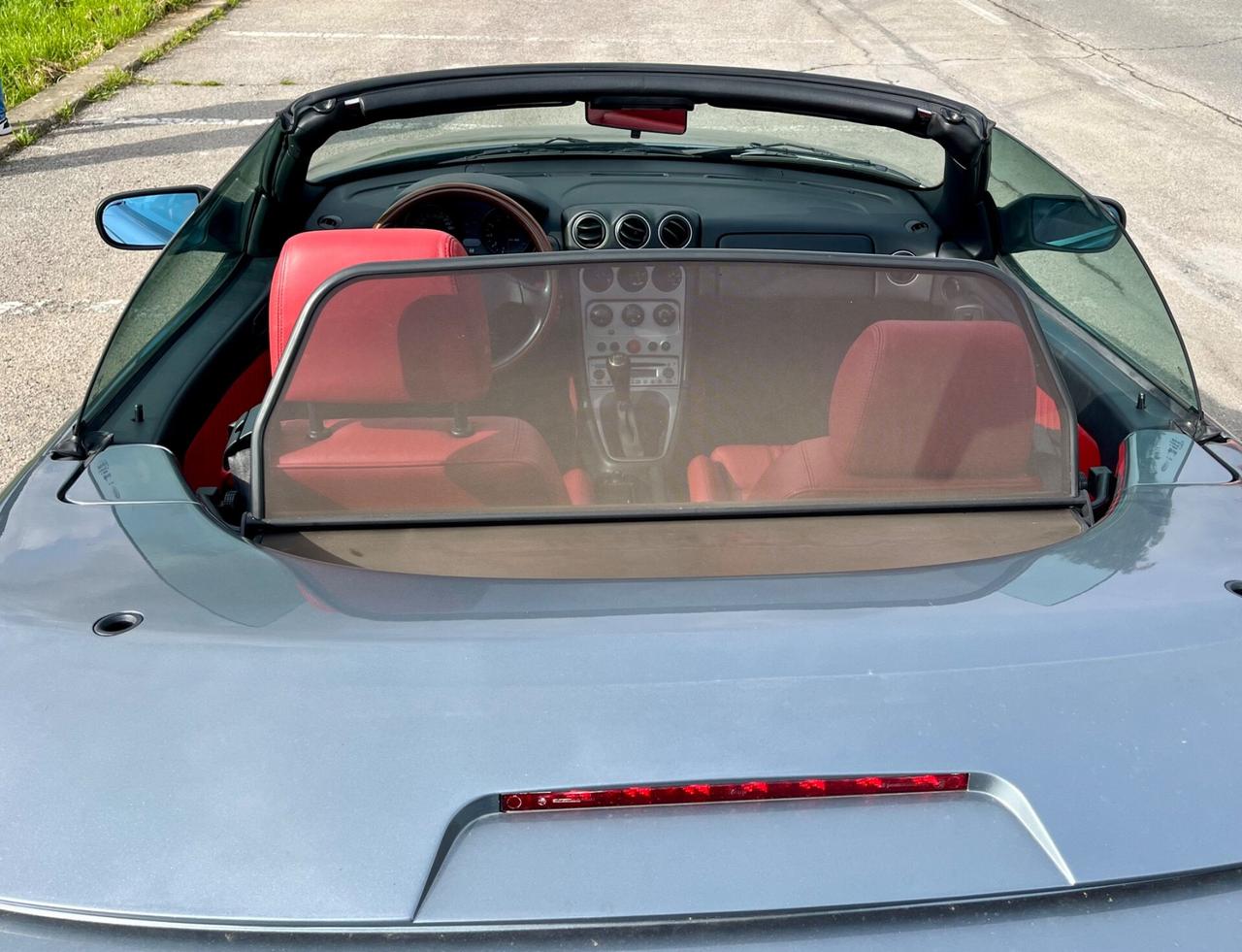 Alfa Romeo Spider 2.0 JTS Targa Oro Riar