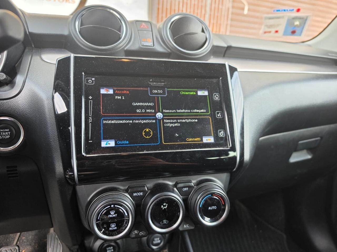 Suzuki Swift 1.2 Hybrid Top