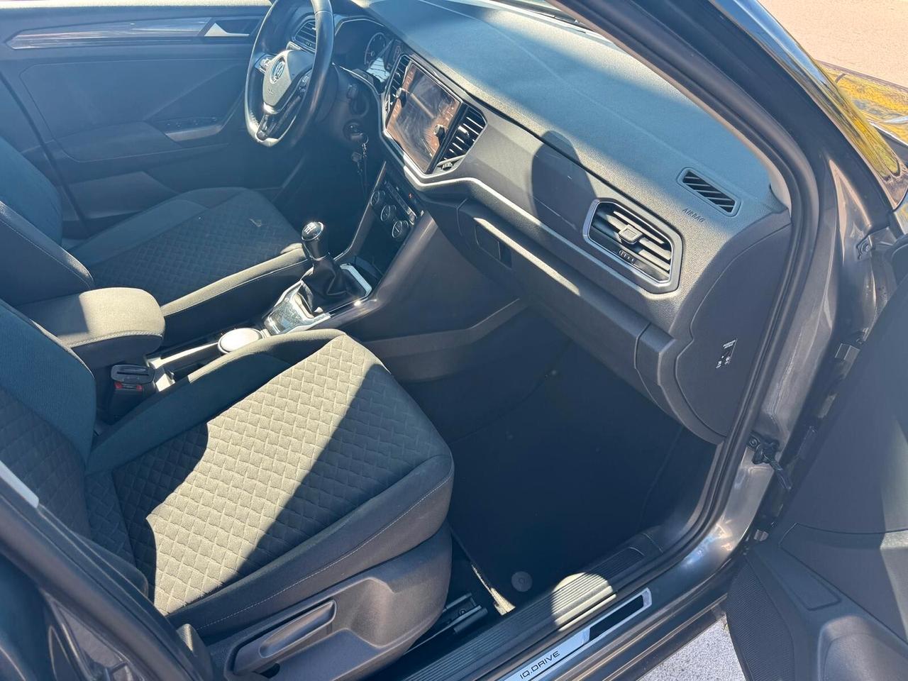 Volkswagen T-Roc 1.6 TDI Full Optional