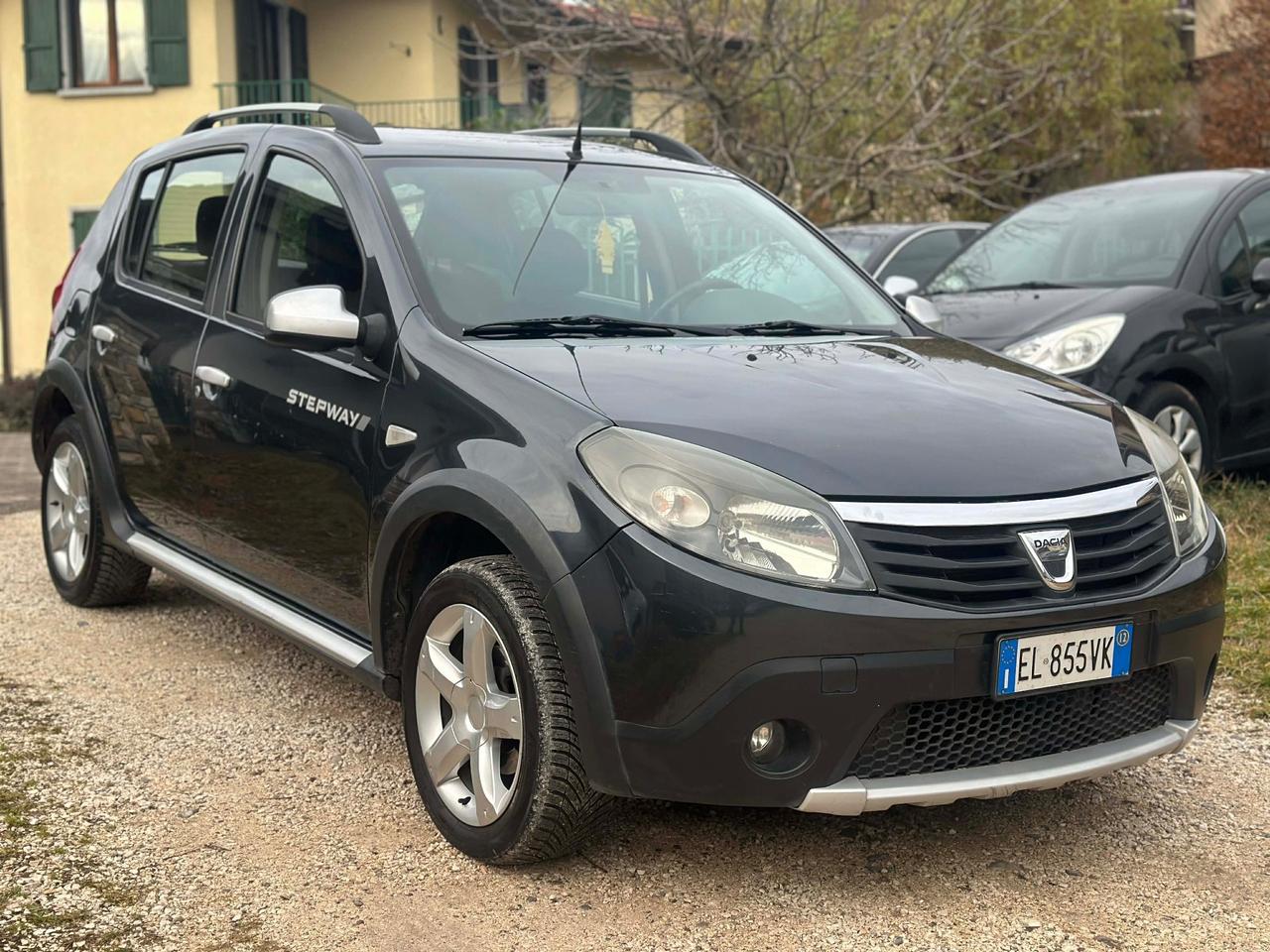 Dacia SANDERO STEPWAY 1.6 8V GPL 85CV NEOPAT KMCERT GARANZ