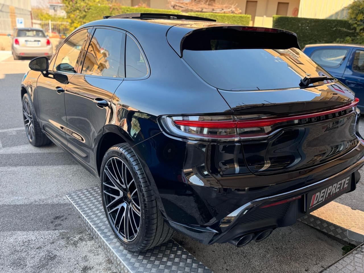 Porsche Macan 2.0 265 cv Black edition pelle totale full optional